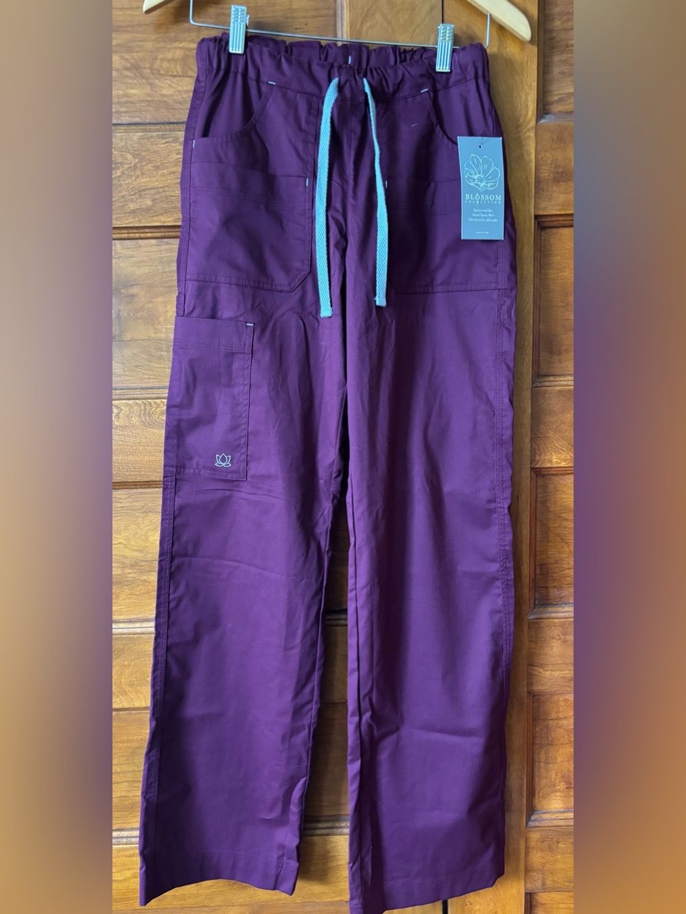 Women’s maevn Scrub Pants